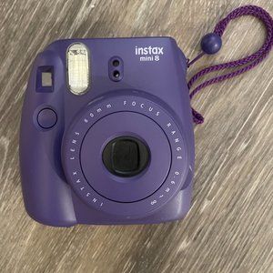 Instax Mini 8, Polaroid Camera